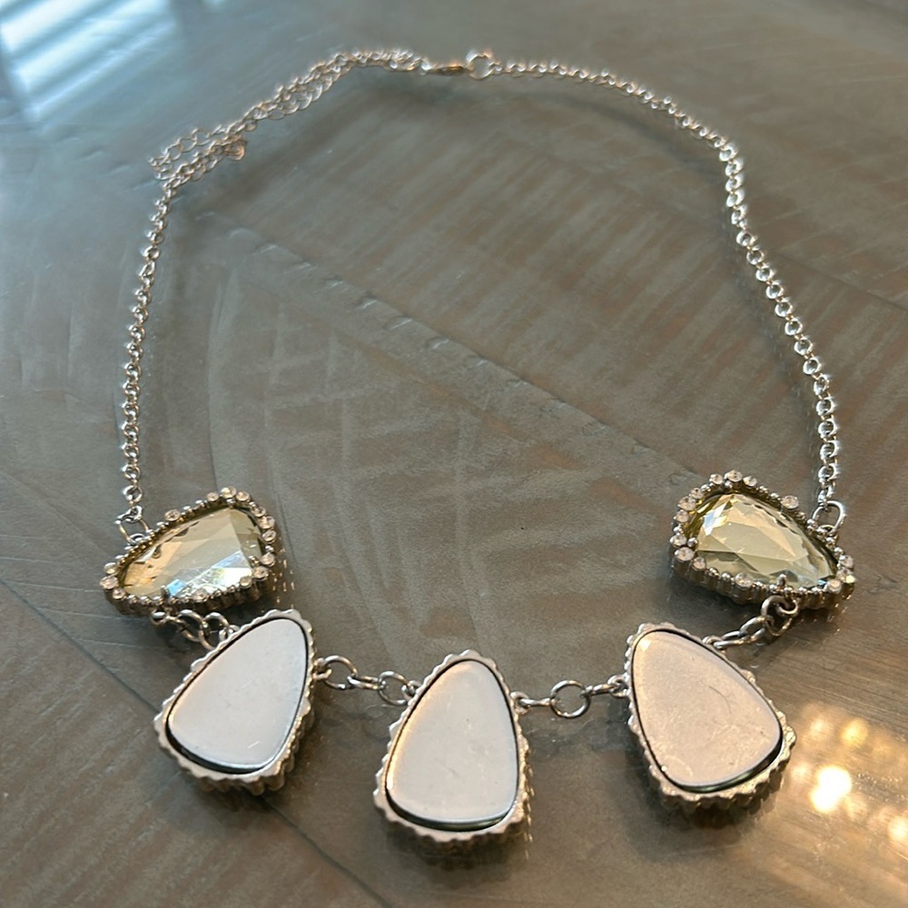 Silver Mirror like Gem Necklace